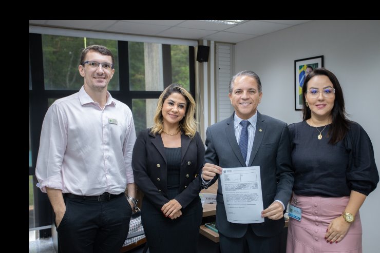 Coronel David homenageia advogados do CATRI-OAB/MS por ações em benefício da categoria