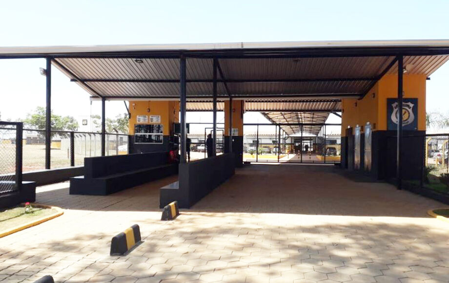 Sala de aula será montada dentro do presídio semiaberto da Gameleira, em Campo Grande, para atender internos que desejam retomar os estudos.