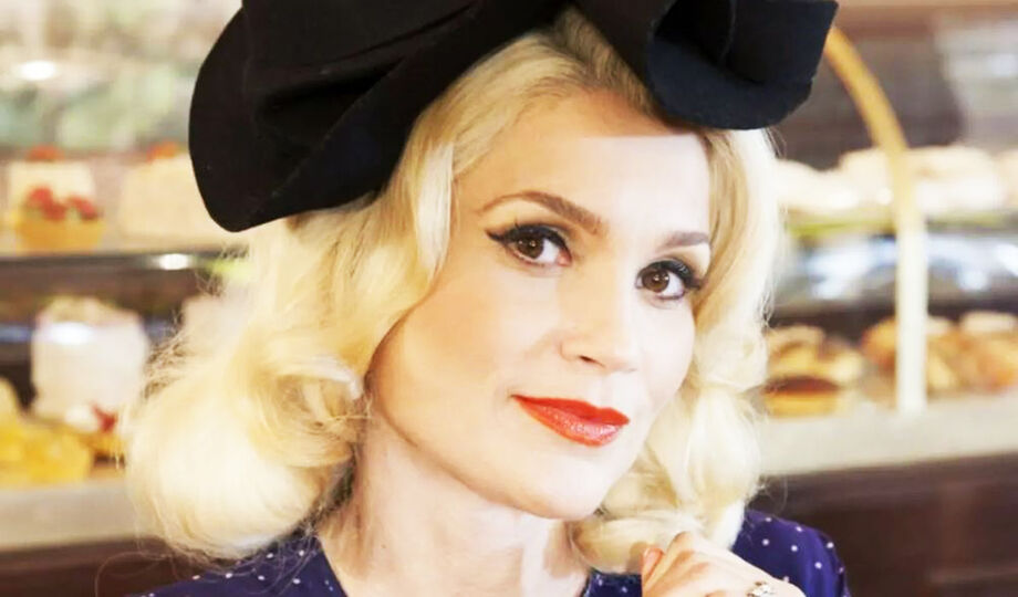 A atriz Flávia Alessandra