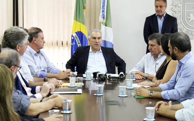O governador Reinaldo Azambuja