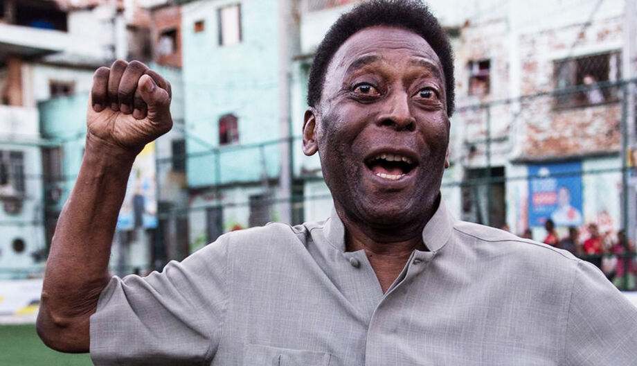 Pelé passou os limites do campo e foi destaques nas artes