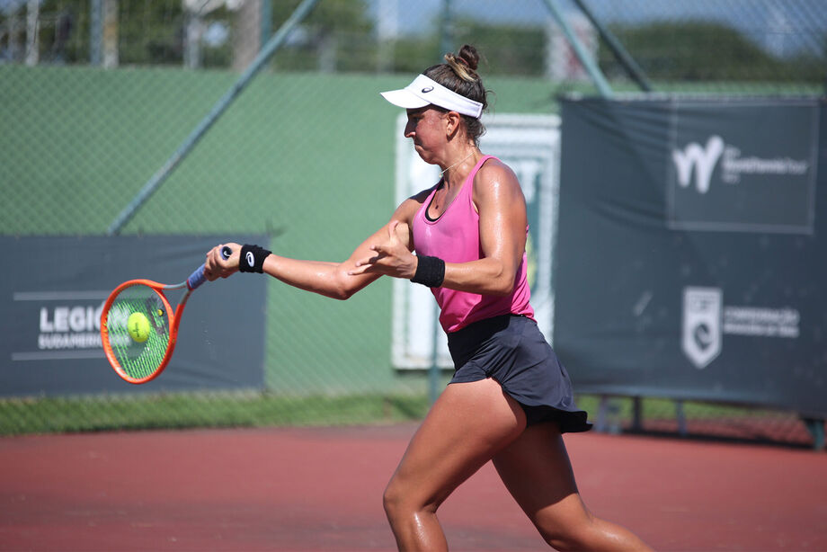 Ingrid Martins sobe 12 posições e surge em 96º lugar no ranking mundial