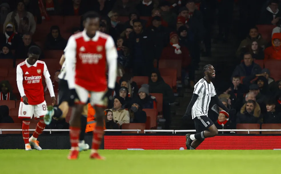 Juventus vence Arsenal em amistoso internacional com dois gols contra