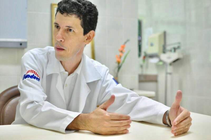 Infectologista da Unimed Campo Grande Dr. Maurício Pompilio