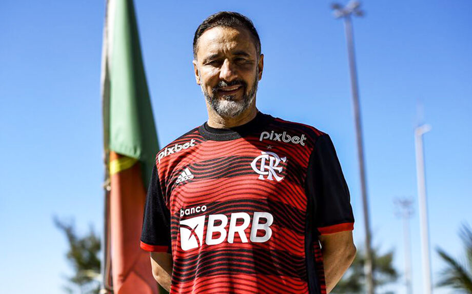 Vitor Pereira chegou nesta segunda-feira e assumiu oficialmente o Flamengo