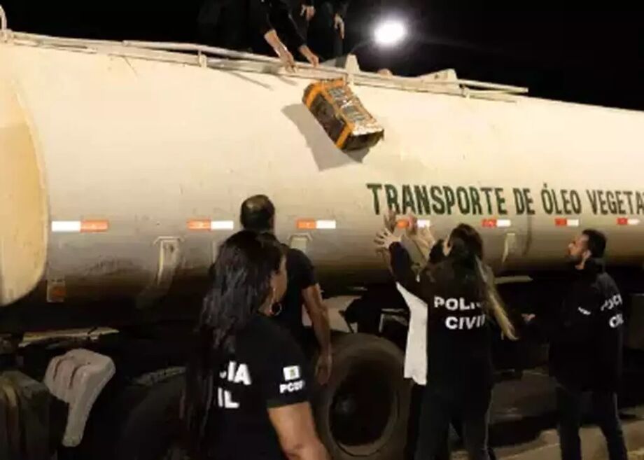 Traficante é flagrado transportando 6 toneladas de drogas em caminhão bitrem na MS-040