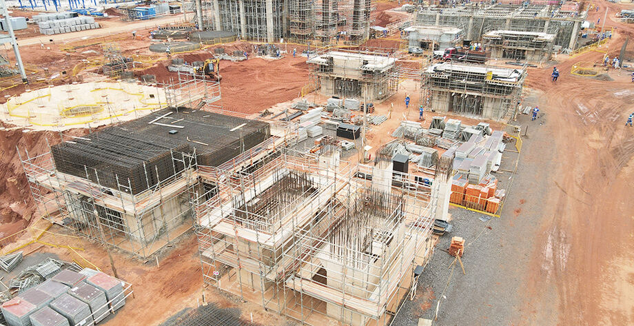 Obra da fábrica da Suzano, em Ribas do Rio Pardo