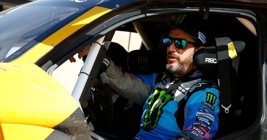 Piloto de Rali e fundador de marca esportiva, Ken Block morre em acidente com moto de neve