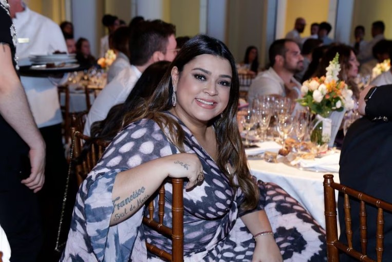 Preta Gil publicou nesta terça,(10), que recebeu o diagnóstico de um câncer na porção final de seu intestino 