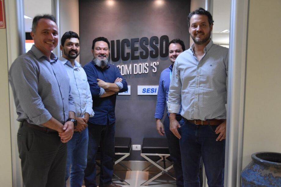 Representantes do Sesi e Senai recebem secretário de Ciência e Tecnologia para debater parcerias