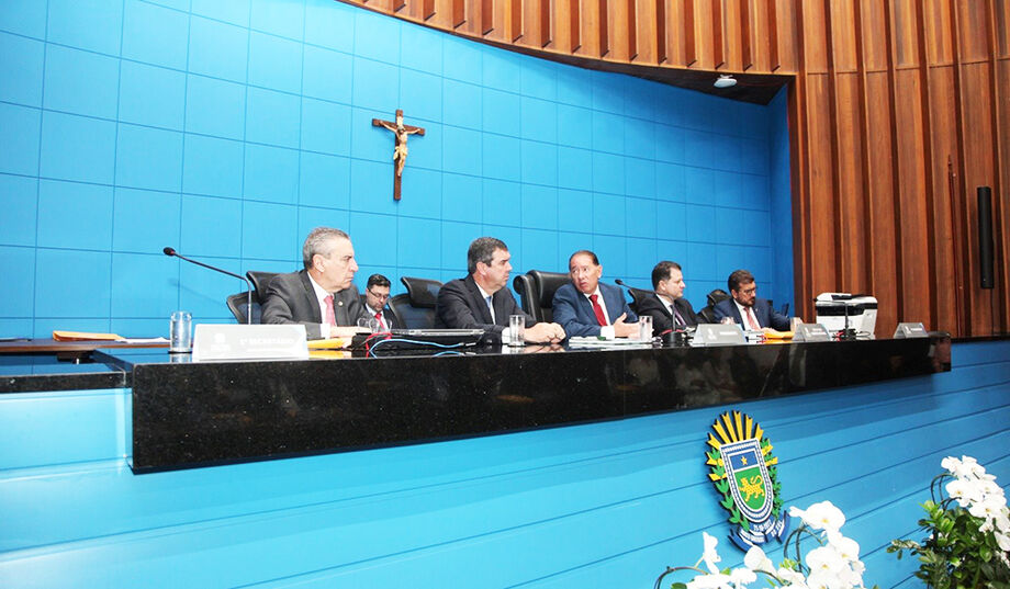 Primeira sessão da 12ª legislatura