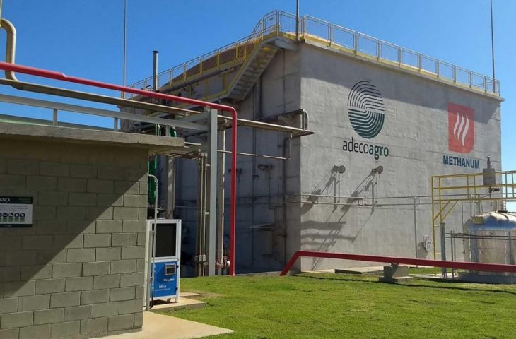 A usina de etanol da Adecoagro Vale Do Ivinhema S.A, instalada no município de Ivinhema,