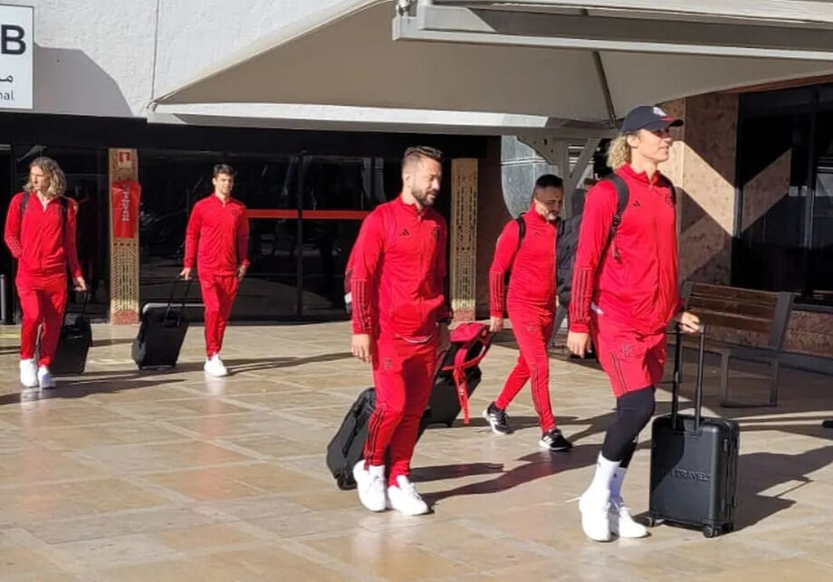 Jogadores do Flamengo desembarcam no Marrocos