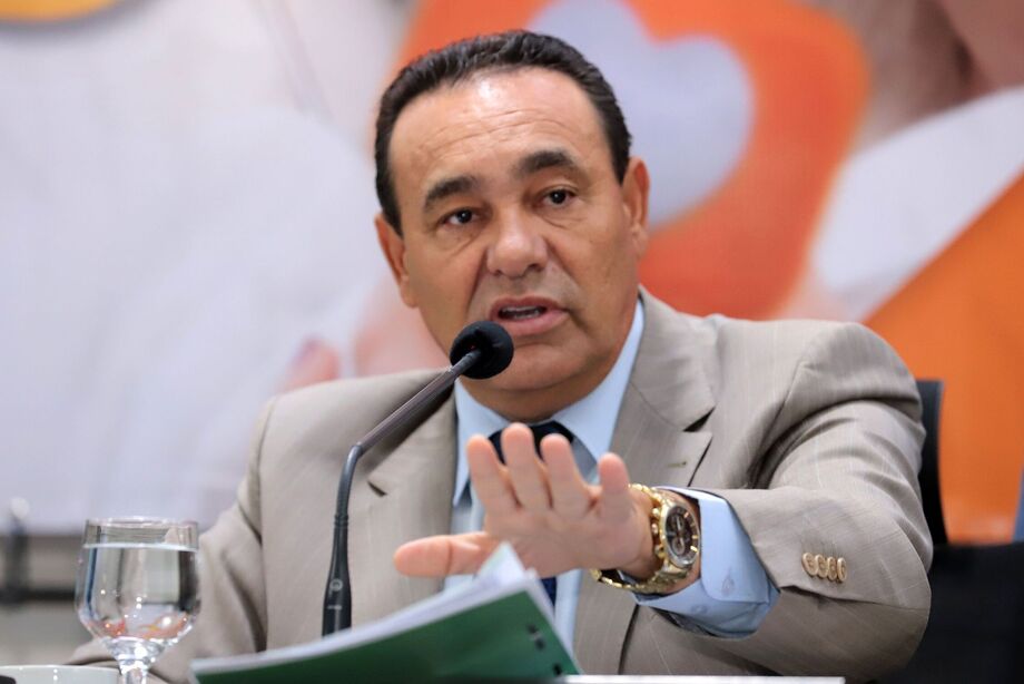 Presidente da Câmara, vereador Carlos Augusto Borges (Carlão PSB), destaca isenção condicionada a melhorias nos ônibus e terminais