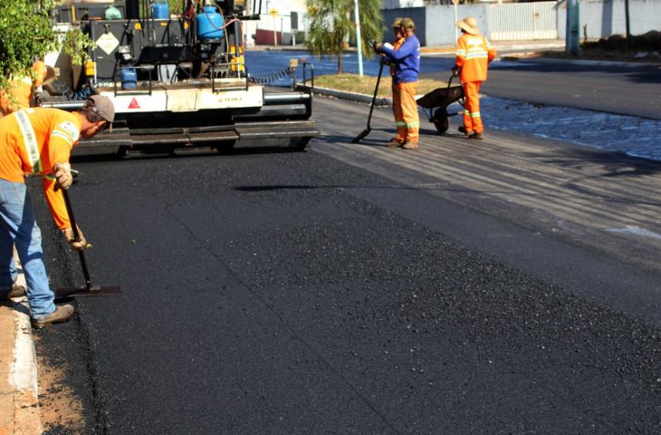 Obras em cidades do MS.