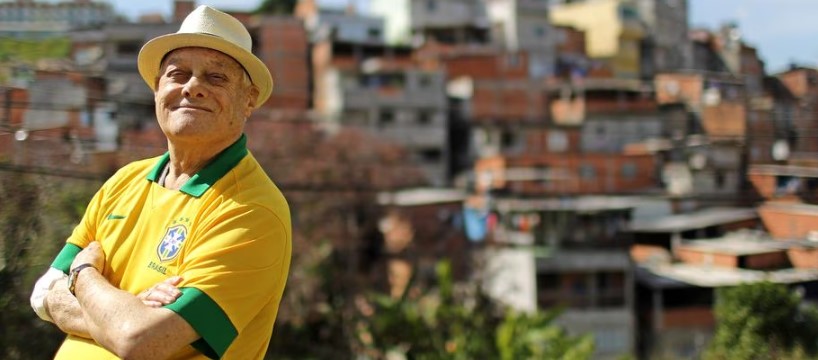 O sambista Germano Mathias , em sua casa no bairro da Brasilândia , na zona Oeste