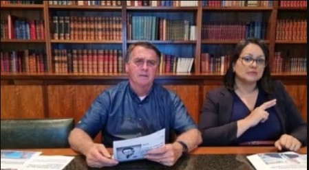 Presidente Jair Bolsonaro em live no dia 21 de outubro de 2021.