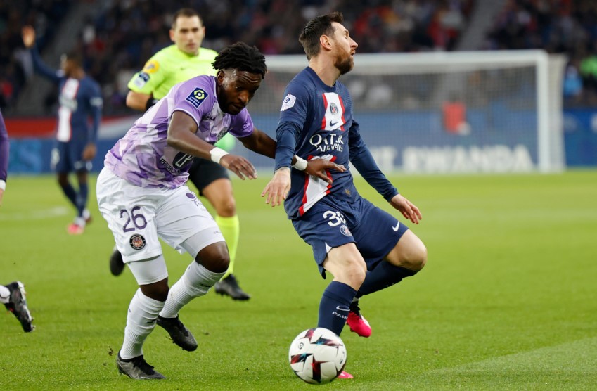 Messi jogando pelo PSG