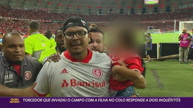 Torcedor do Inter que invadiu gramado na semifinal do Gauchão.