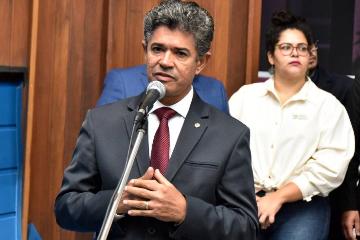 Professor Rinaldo Modesto é o propositor da Lei em alusão ao dia que o coronavírus fez a primeira vítima em MS