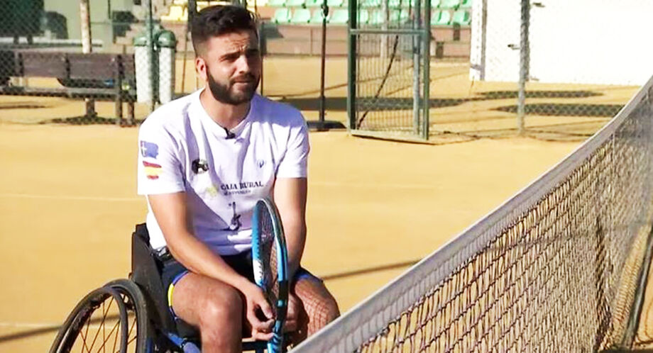 O ex-jogador Pelayo Novo