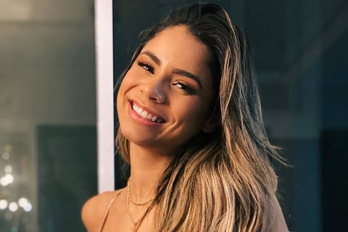 Cantora Lexa