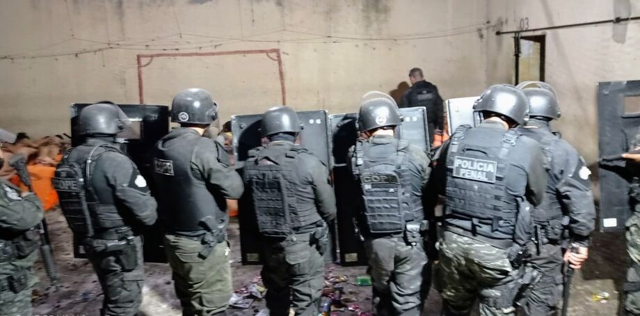 Policiais do COPE
