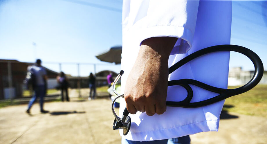Profissionais do Mais Médicos reforçam atendimento em áreas remotas e comunidades indígenas em MS