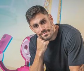 Ex-bbb, Cara de Sapato.