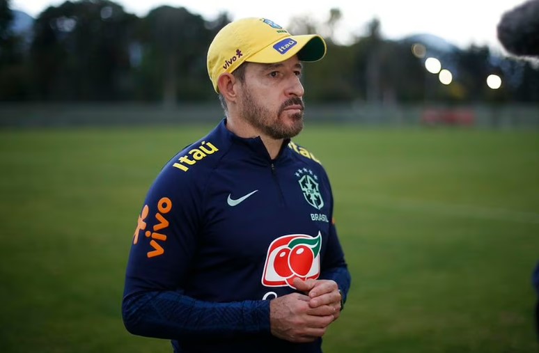 Ramon Menezes vai comandar seleção brasileira em amistoso diante do Marrocos