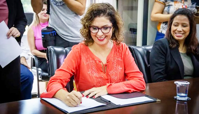 À frente da PROPPI há oito anos, a Profa. Dra. Luciana Ferreira da Silva, comemora a evolução que a instituição vem experimentando