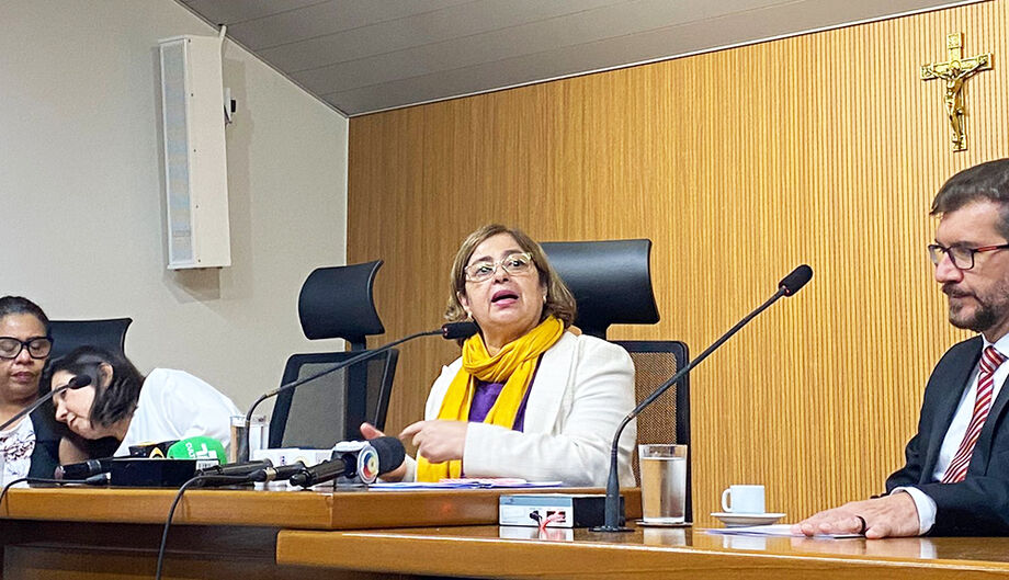 Ministra Cida Gonçalves