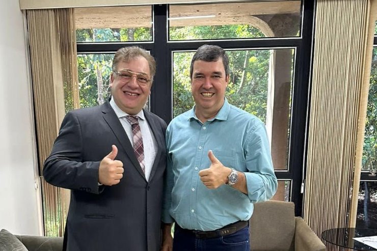 O deputado estadual Neno Razuk (PL) e o governador Eduardo Riedel