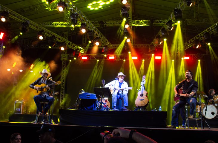 Almir Sater (foto) e Michel Teló fazem show gratuito em Campo Grande no dia 17 de agosto para homenagear o centenário de Ueze Zahran.