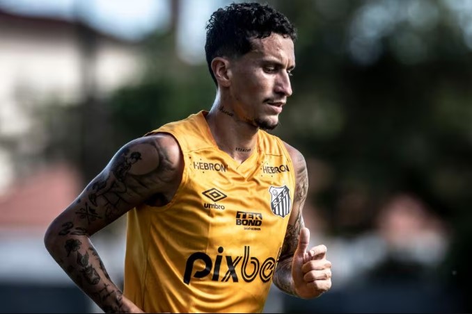 Dodi, volante do Santos, quer participar mais do ataque