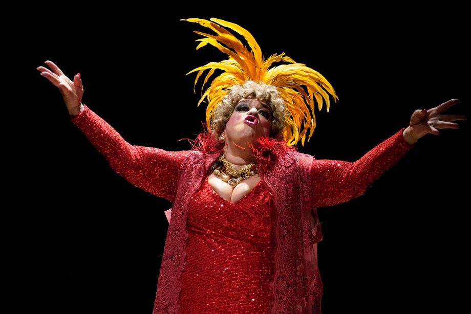 Peça sobre Dercy Gonçalves promete desvendar a verdadeira face da artista