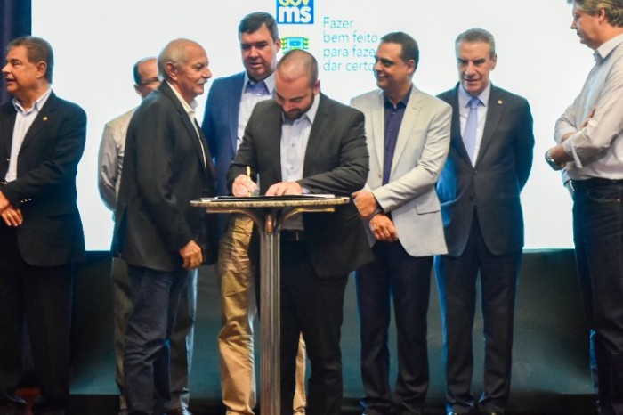 18 propostas, que desoneram R$ 150 milhões em impostos, foram apresentadas pelo Governo MS nesta sexta-feira (05) e passarão por análise da ALEMS