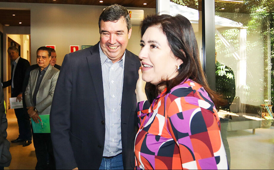 Eduardo Riedel e Simone Tebet