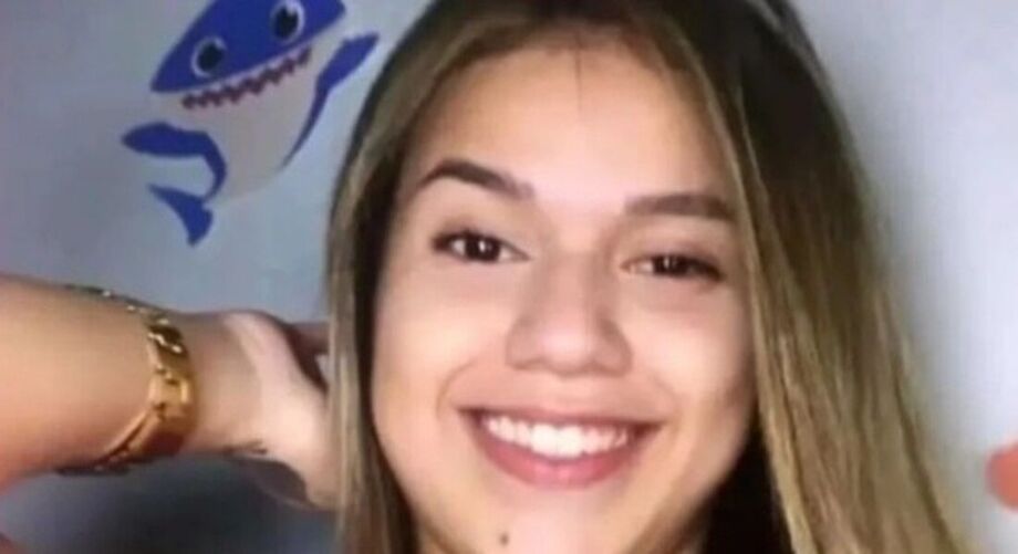 Manuela foi presa ao desembarcar na Indonésia carregando quase 4 kg de drogas em sua bagagem