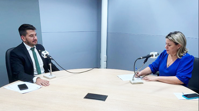 O entrevistado desta edição do programa é o deputado Rafael Tavares