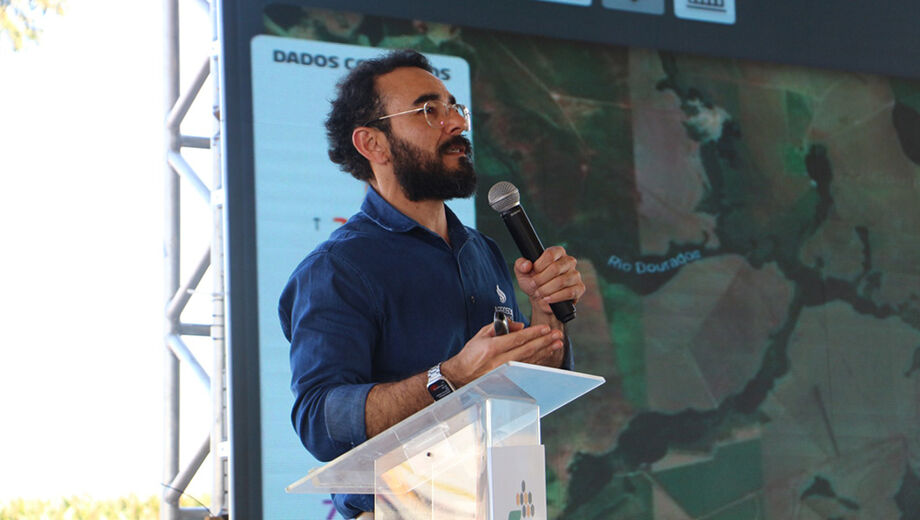 André Dobashi