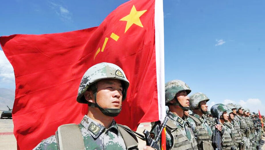 Piada que motivou a multa dada pelo governo fez referência às forças militares da China, comparando-as com cachorros