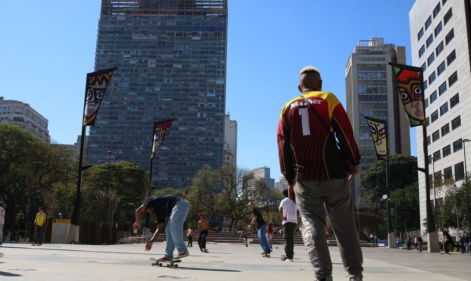 Esporte e lazer.