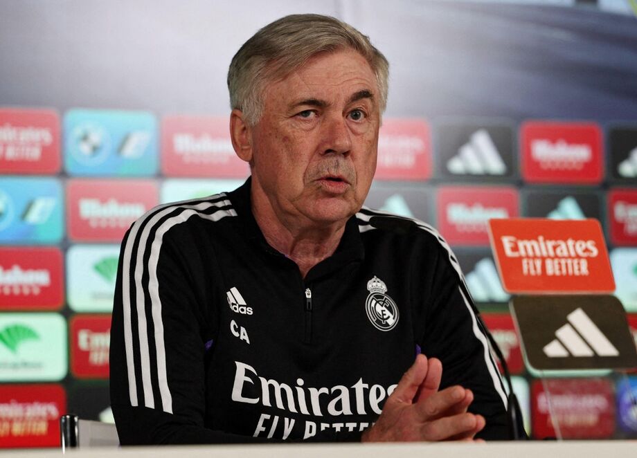 Carlo Ancelotti renovou seu contrato com o Real Madrid até 2026
