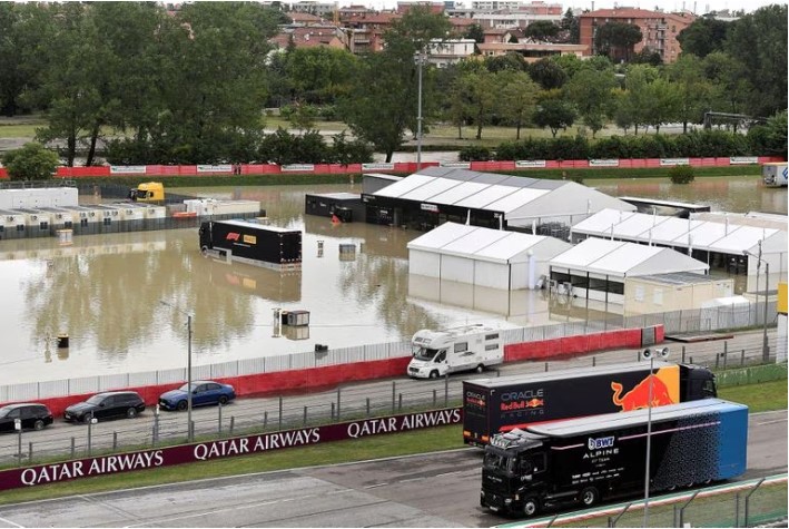 Enchentes na Itália fazem com que FIA cancele GP da Emilia-Romagna da Fórmula 1.