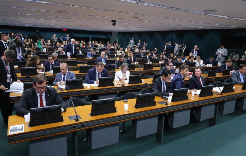 Comissão de Constituição e Justiça