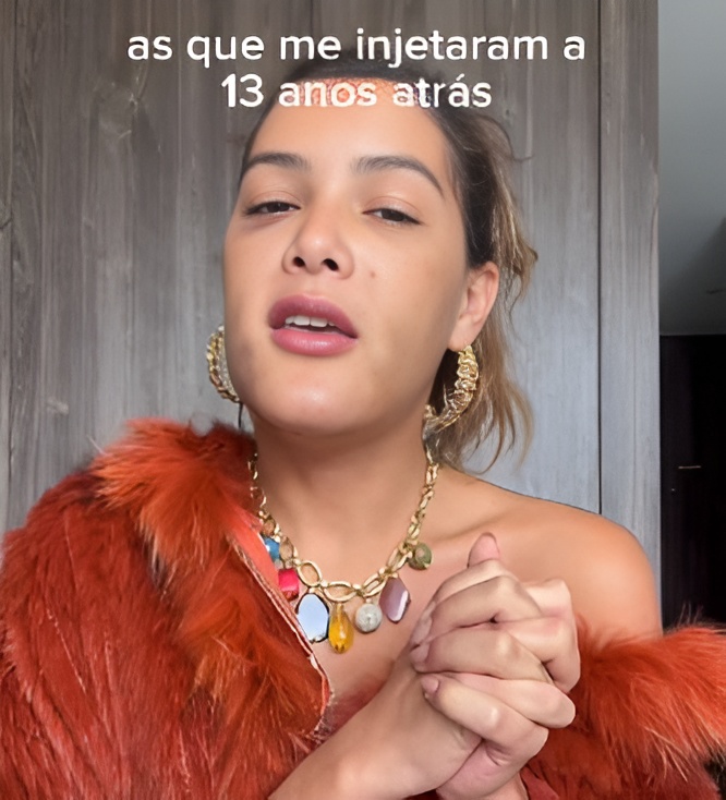 Atriz desabafou nas redes