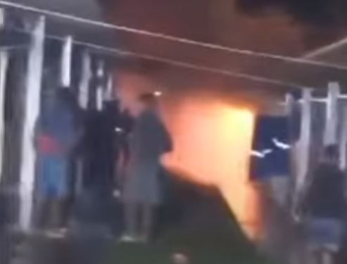Incêndio no local