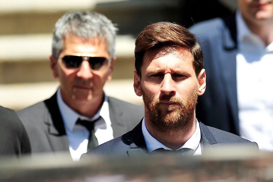 Pai de Messi diz que jogador quer voltar ao Barcelona