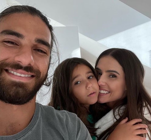 Hugo Moura, Maria Flor e Deborah Secco